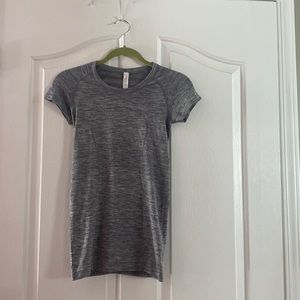 Gray Lululemon activewear T-shirt
